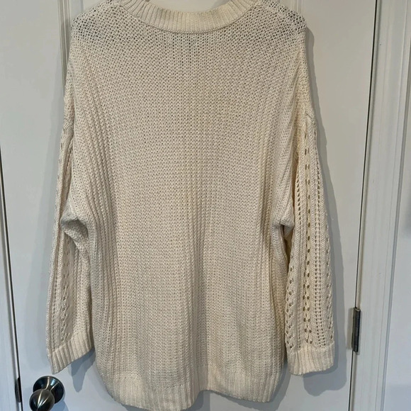 American Eagle 🦅 Oversized Sweater NWOT size medium - Picture 4 of 4